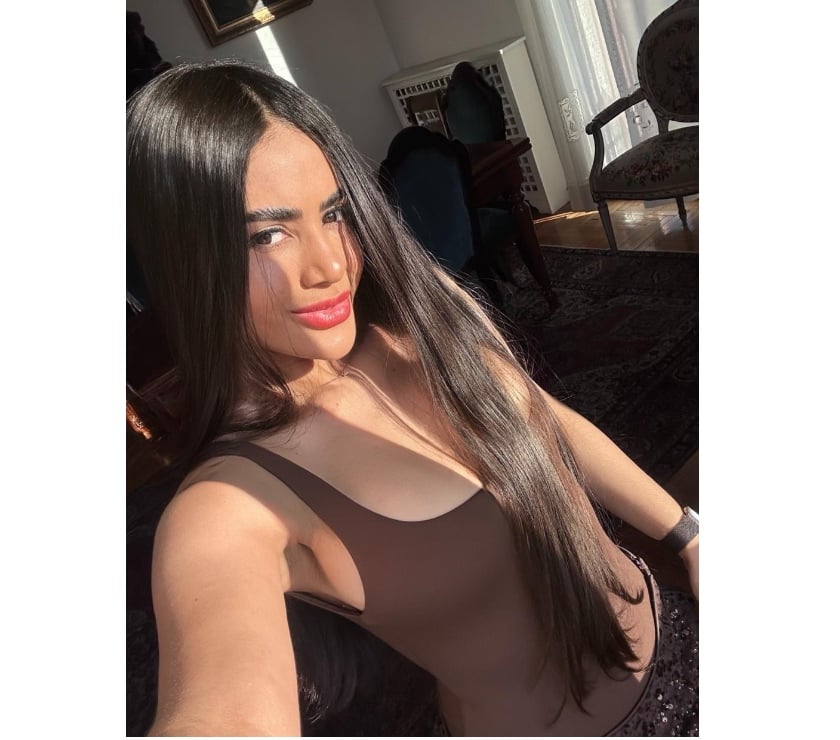 Escorts and Massages Gants Hill Station East London - Photos for Brunette Party Girl Brazilian Model Tifany