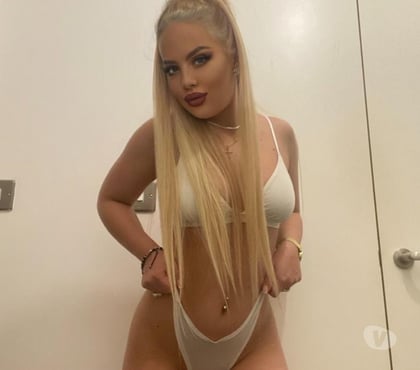 Escorts Lowfield Heath Crawley - Photos for Alexaa new party Girls in Town Best servicii just call my