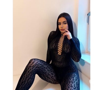 Escorts and Massages Dollis Hill Station North West London - Photos for 🥂LORRANA PARTY GIRL 💋AVAILABLE 24h 👠