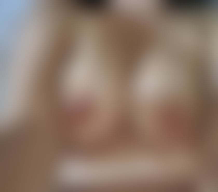 Escorts York York - York - Photos for Tiny, playful and cuvry and ready for you to play with me!