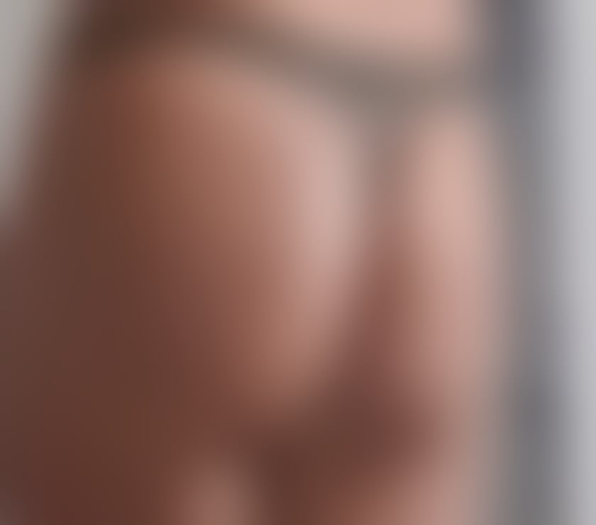 Escorts York York - York - Photos for Tiny, Curvy & Deliciously Playful