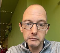 A bi curious guy is looking for a bi couple or bi guy