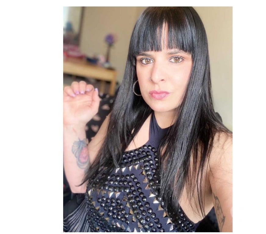 Escorts Wiltshire Swindon - Photos for Laura new !! 3 days only !!!