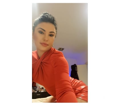  Escorts Turnpike Lane North London - Photos for Naughty Party Girl Ready To Interact With Nice Generous