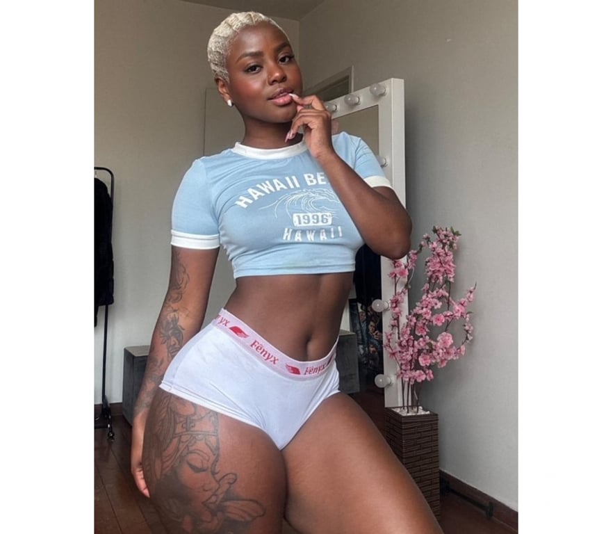 Escorts South East London Croydon - Photos for 🍫 EBONY 🥵 Aisha 🔥 African 💯