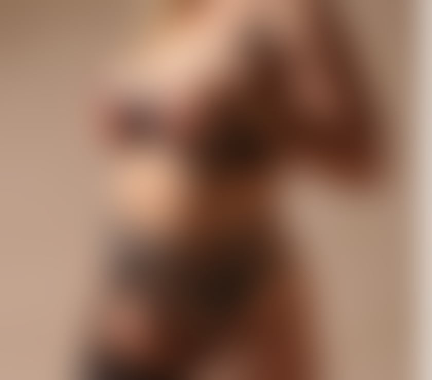 Escorts Hertfordshire East Hertfordshire - Photos for Maya Deluxe | Sophisticated, Passionate & Naturally Elegant