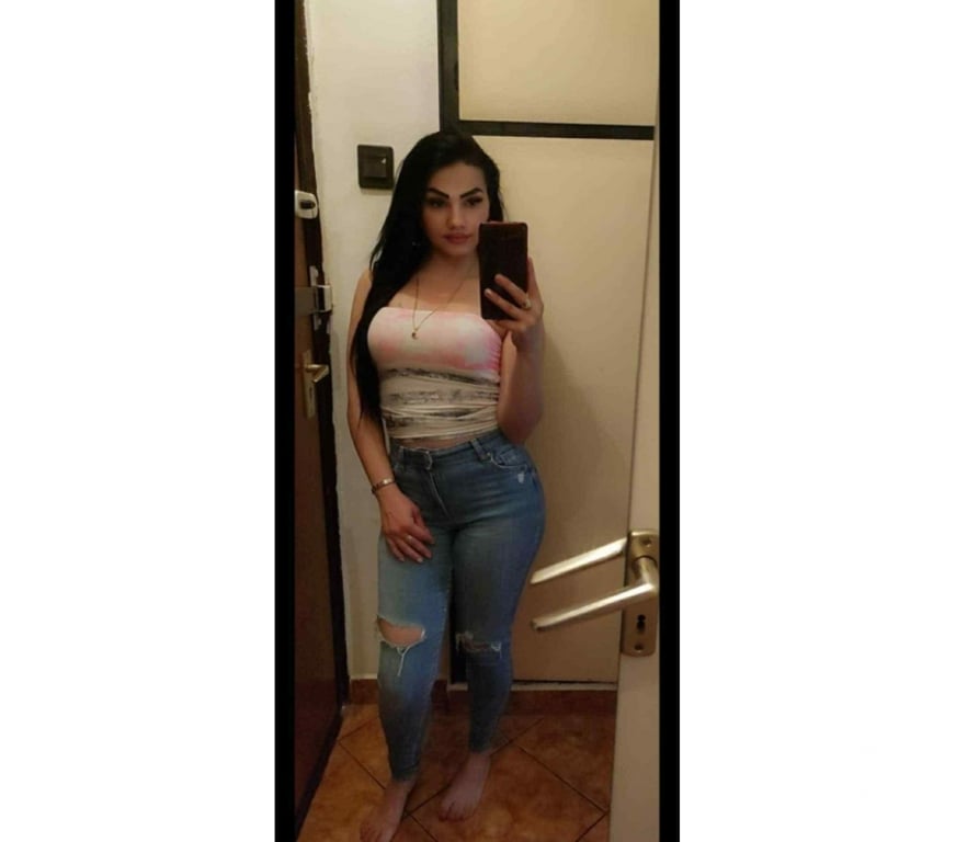 Escorts North London Edmondton Green Station - North London - Photos for Aliz💋sexy new girl in Town 💋