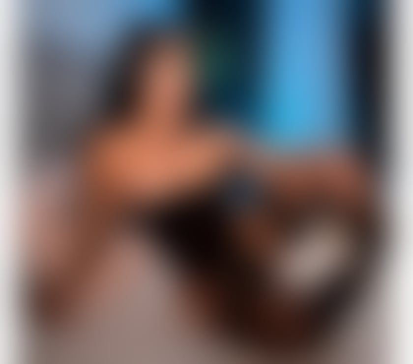 Escorts Buckinghamshire Milton Keynes - Photos for 😈💋 Larissa naughty teen come