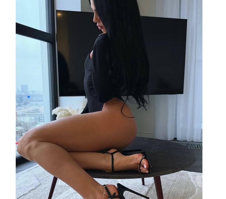 Escorts North London Enfield - Photos for Mimii 😍NEW party girlll 🤙🏽 BEST BJ 💦NO RUSH