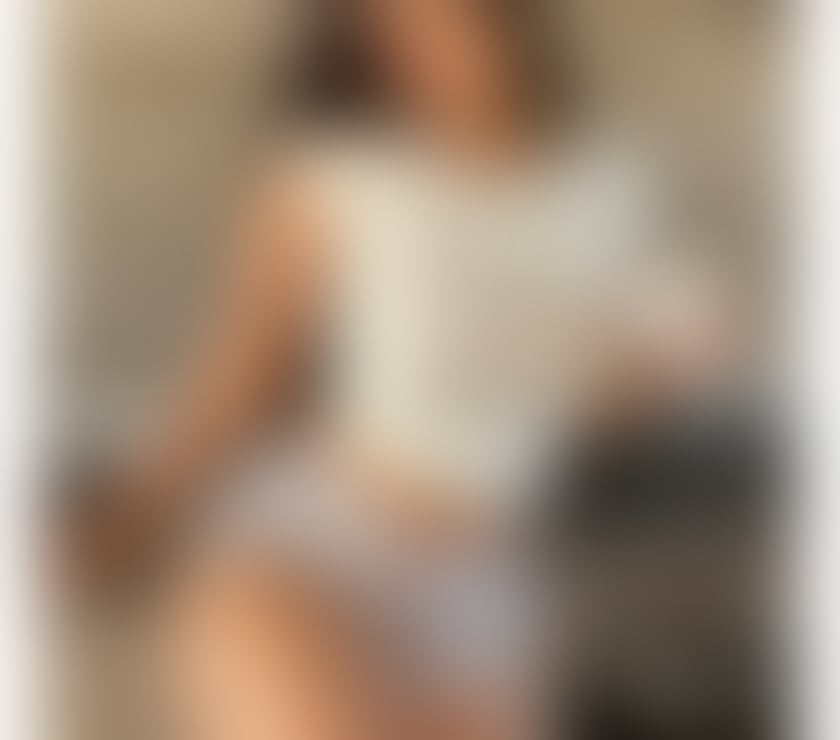 Photos for Hot girl x call me x Kim