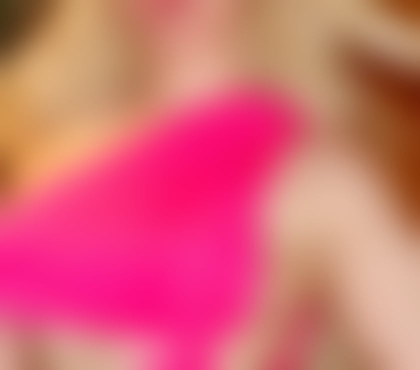  Escorts Birmingham Birmingham - Photos for Curvy size 12 big bum mixed ethnic background 😘