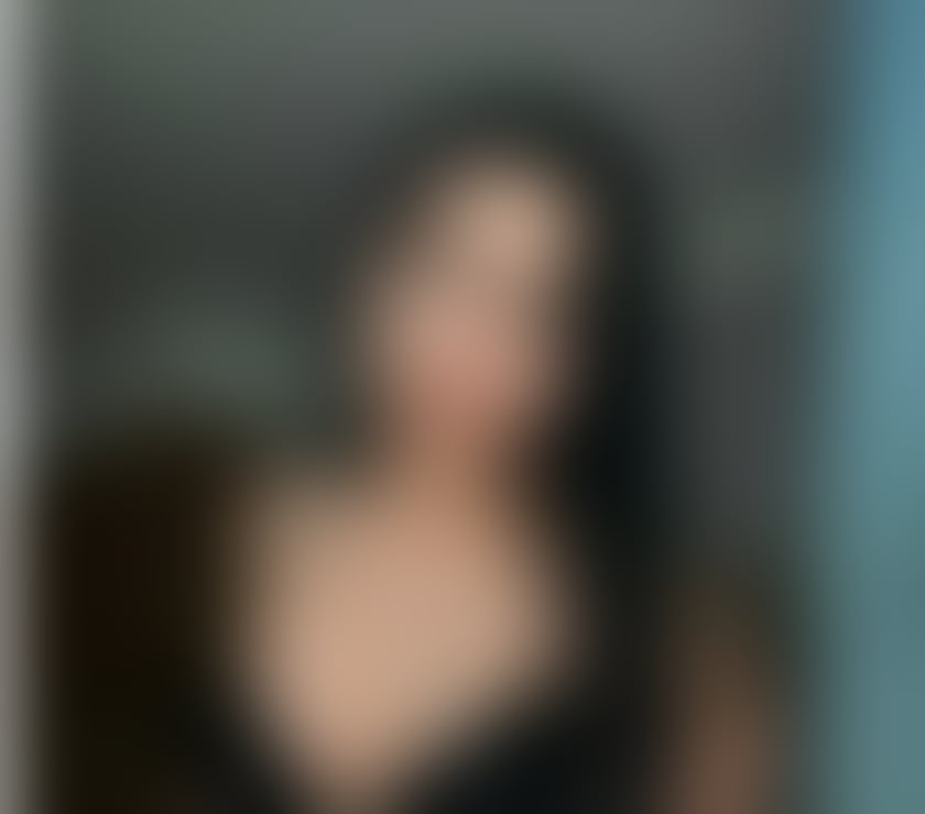 Hello, new in town, party with sexy girl Amalia