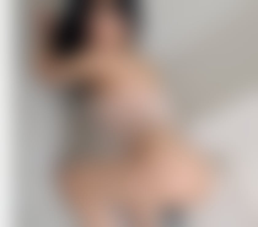 Escorts West Yorkshire Leeds - Photos for New girls in town🤭 BEST PARTY GIRL🎉🥳👯‍♀️