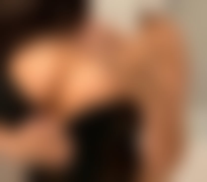  Escorts & Erotic Massage Bridgwater Somerset - Photos for Helo guys party2 girls just for you call me for details 24h