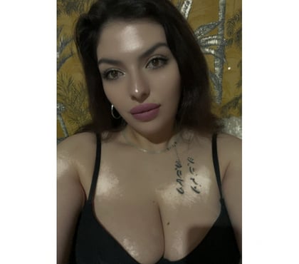 Escorts Rutherglen Glasgow - Photos for Queen of party 24 7 incals outacls