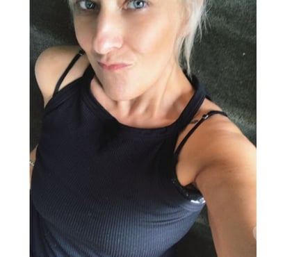 Escorts and Massages Northenden Manchester - Photos for Real English milf steph. On tour at airport hotel