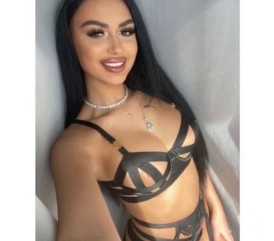 Escorts West Northamptonshire Northampton - West Northamptonshire - Photos for ONLY OUTCAL 🔞 100% REAL PARTY GIRL ❤️