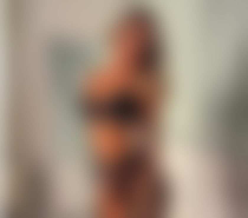 Escorts Swindon Town Centre Swindon - Photos for Hot girl only outcall x