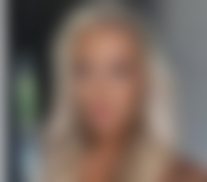  Escorts Norwich City Centre Norwich - Photos for Amy 🇬🇧 in town full Service Party girl