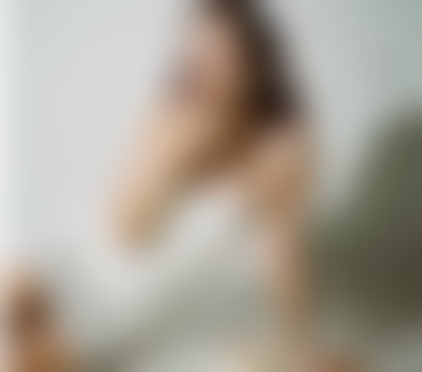 Deep tissue massage by Roxy