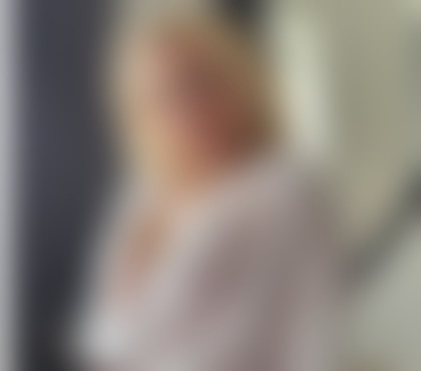 Escorts Carmarthenshire - Wales Carmarthen - Carmarthenshire - Photos for Sexy Welsh MILF. Best GFE. No rush. Sensual Lover.