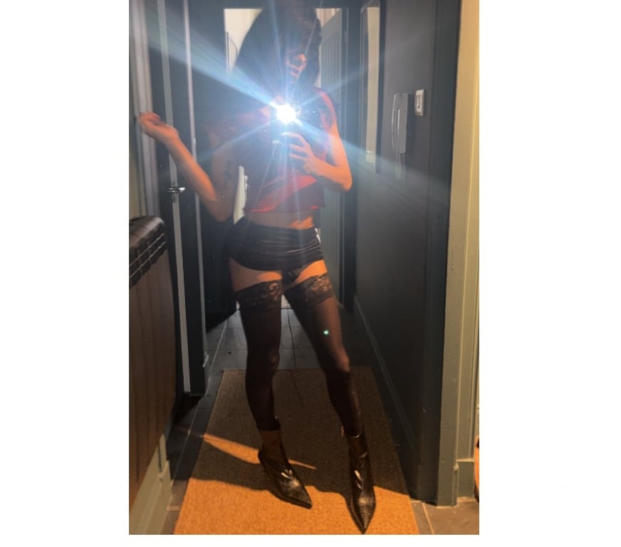 Trans Escorts West Yorkshire Leeds - Photos for Sexy Latina first time in Leeds