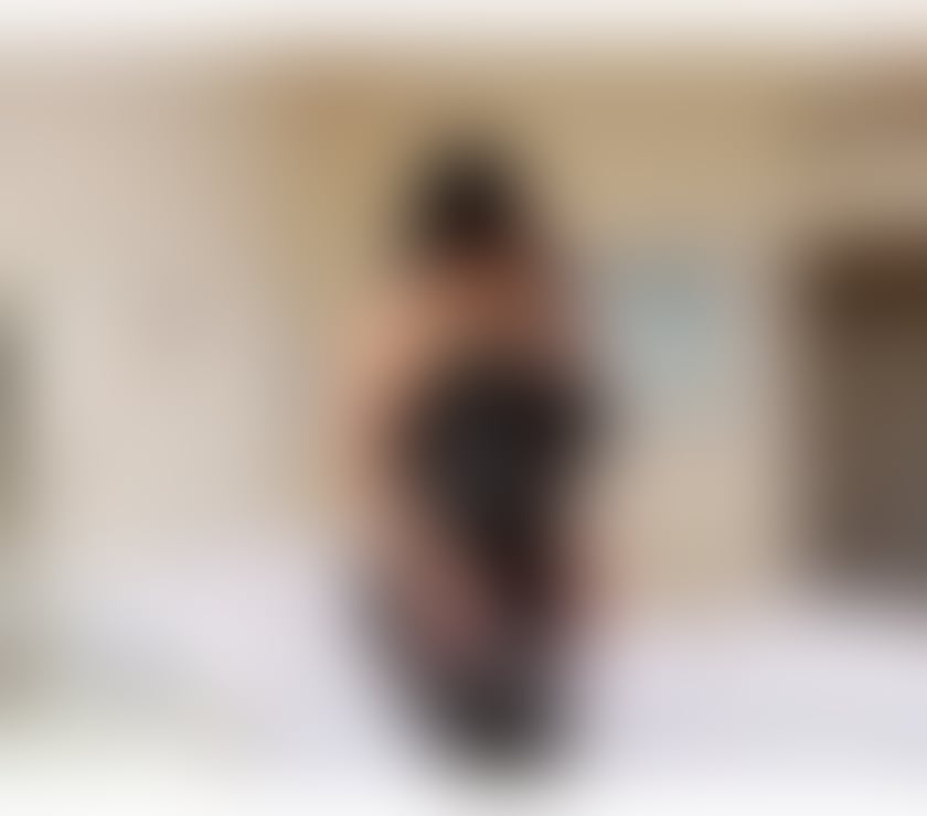 Escorts West Yorkshire Bradford - Photos for SARA SEXY ITALIAN WHAT DO YOU SEE IS WHAT DO YOU GET