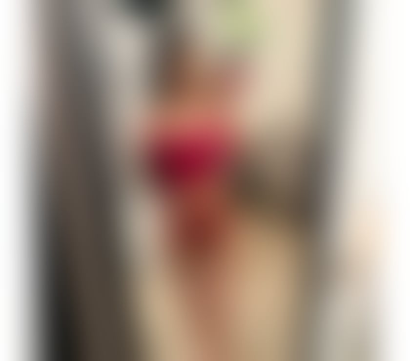 Best Latina 🌹in the area Karina party💯