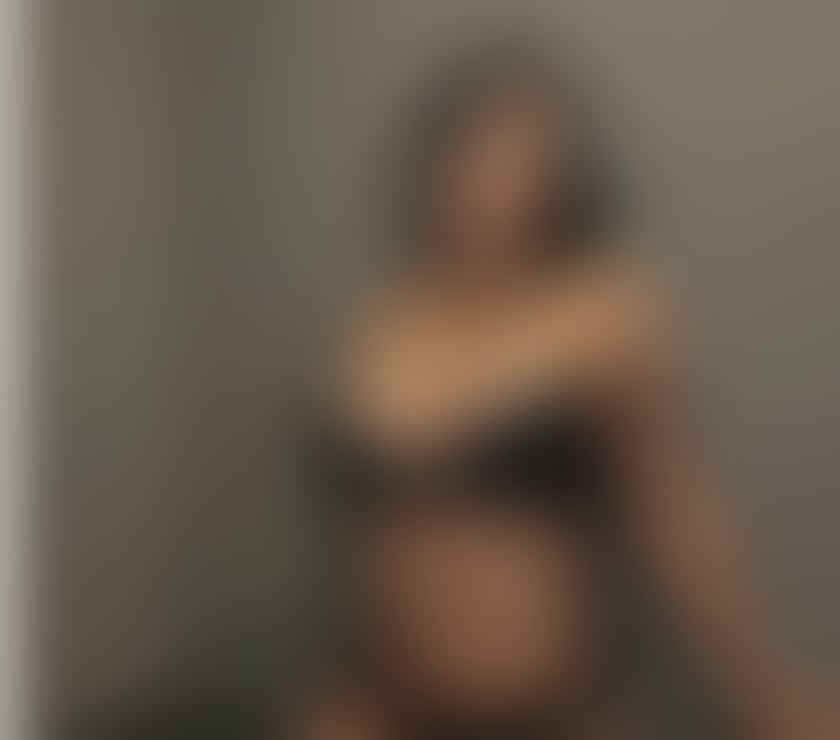 Escorts and Massages Ocean Village Southampton - Photos for STOP HERE Baby✋🏻 Let's have a great experience together