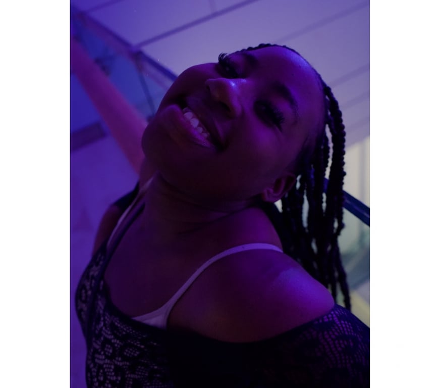 Escorts East Sussex Eastbourne - Photos for CHOCOLATE CAKES london