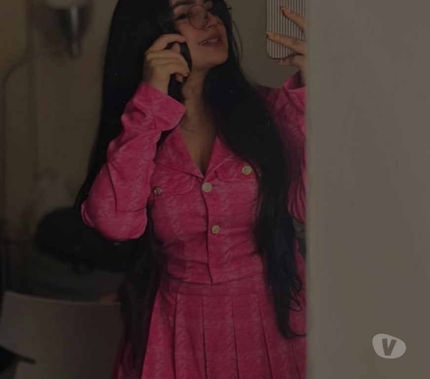 Escorts Ealing Southall - Ealing - Photos for Polite & Well-Mannered Indian Companion in town.