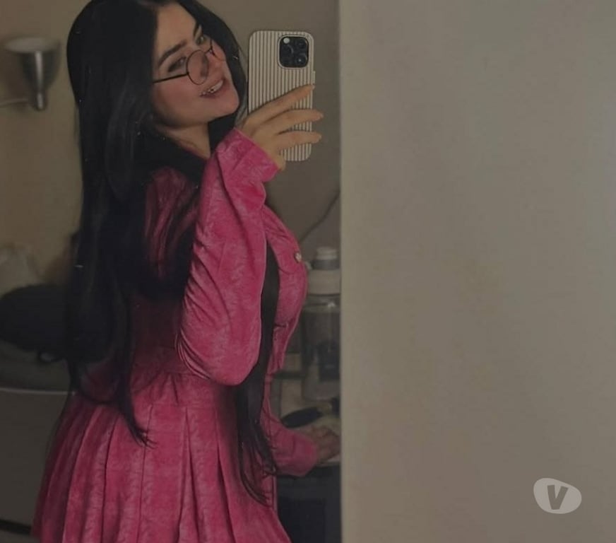 Escorts Ealing Southall - Ealing - Photos for Polite & Well-Mannered Indian Companion in town.