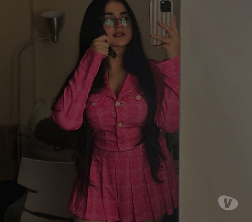 Escorts Ealing Southall - Ealing - Photos for Polite & Well-Mannered Indian Companion in town.