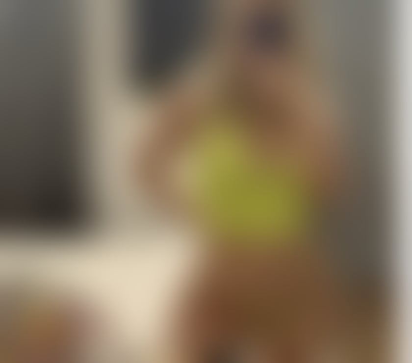 HOT HOT💥 BLONDY GIRL NEW