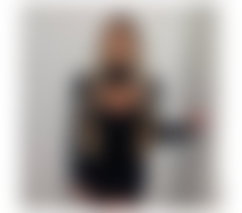 Escorts Kent Canterbury - Photos for Mona |Discreet, Elegant and Well-Presented