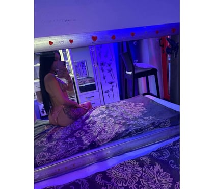  Escorts Burnley Town Centre Burnley - Photos for Hello Boys😍🥰 Best Services