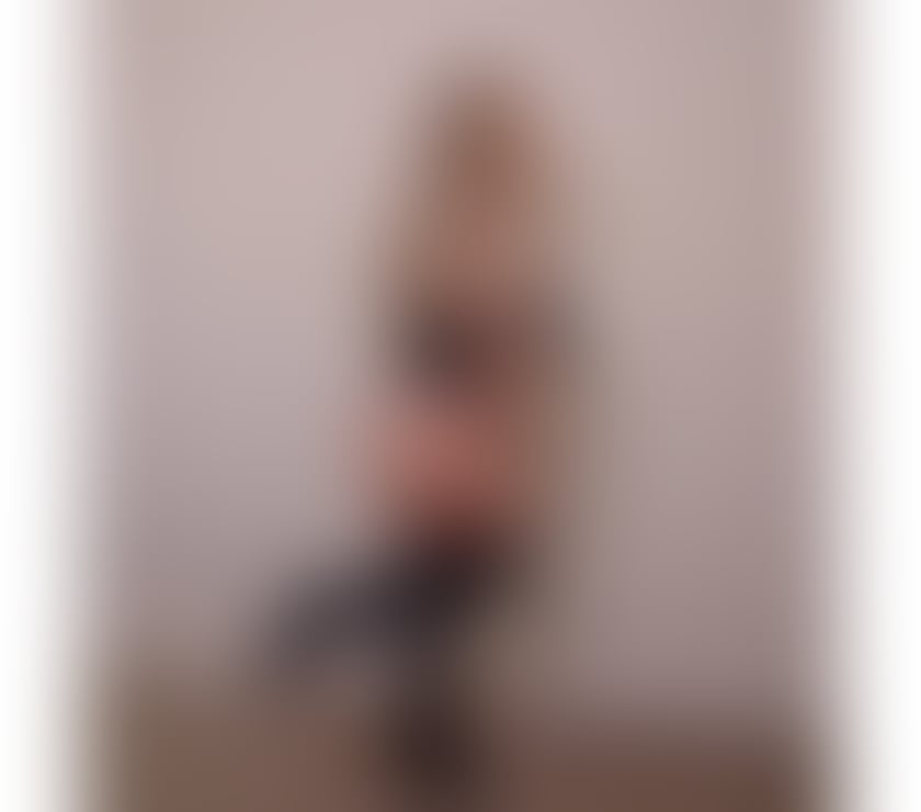 Escorts West London Hillingdon - Photos for Hello guys I'm NINA&PARTY GIRL need în Town