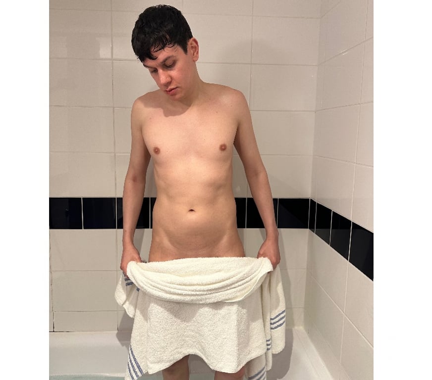  Gay massage Tyne and Wear Newcastle upon Tyne - Photos for ⭐️🔥 Horny Boy For You 🔥⭐️