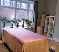 Luxury and Relaxing Oriental Massage Spa