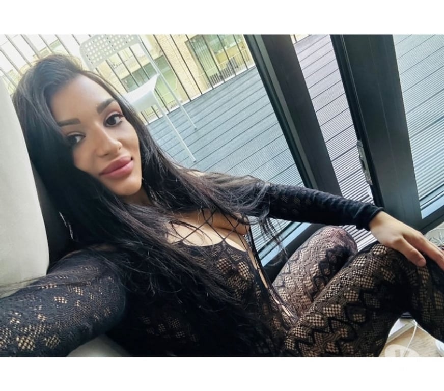 Escorts South East London Plumstead - South East London - Photos for Hey Elxyy just arrived in town