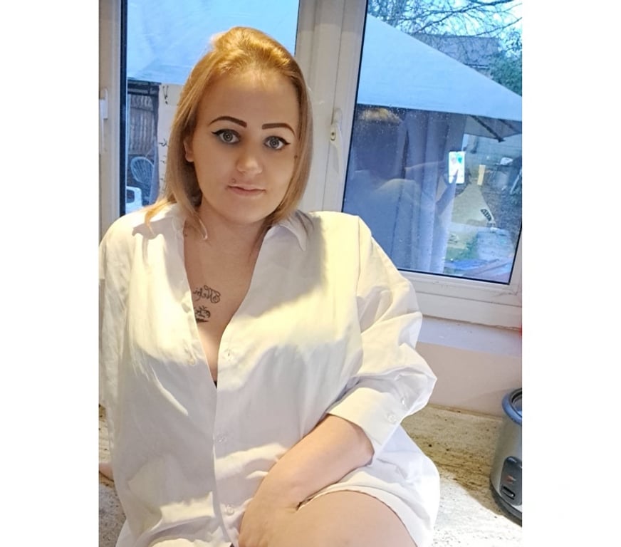 Escorts East London Redbridge - East London - Photos for 💥💜 Beauty Sara💥💜 Unlimited😈