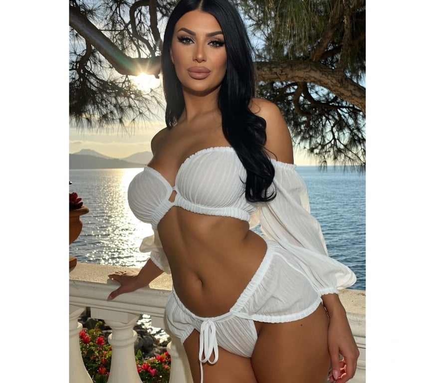 Escorts West Sussex Crawley - Photos for Kim 💫 Brunette