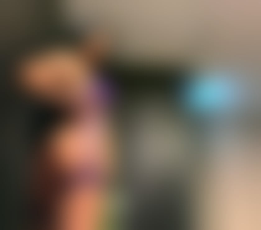 Escorts East London Canary Wharf - East London - Photos for PETITE BRUNET GIRL💋🔥PARTY A NIGHT🍾