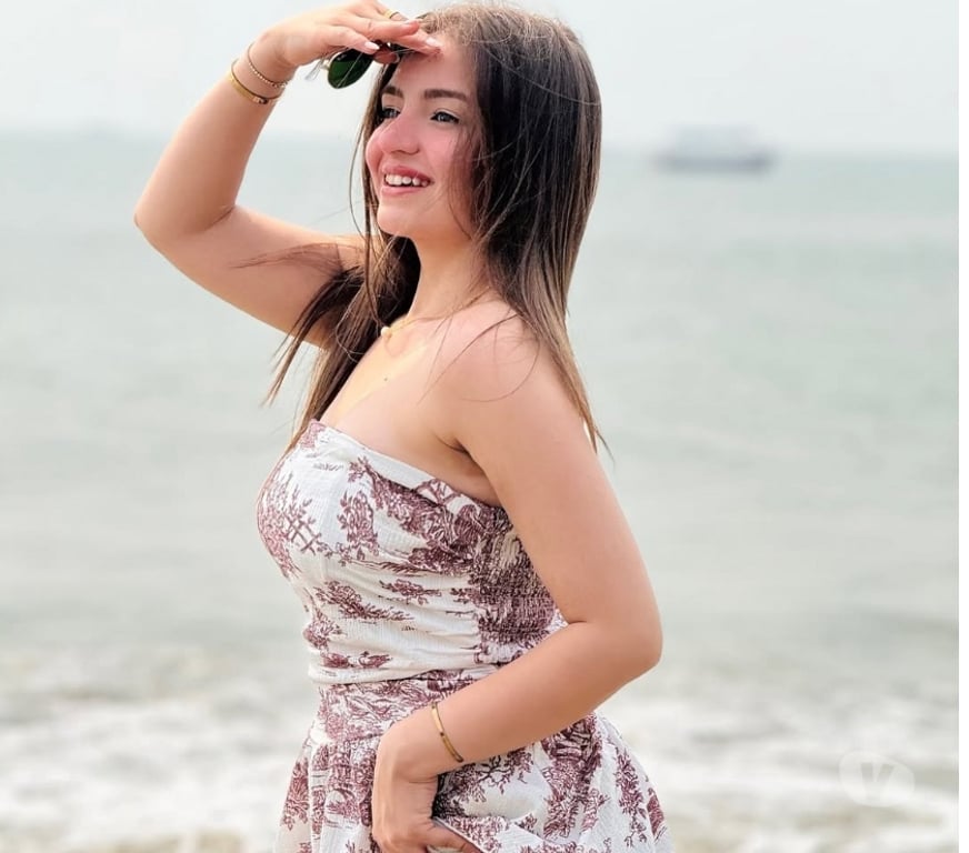 Escorts West Midlands Birmingham - Photos for Myself kirti chaudhary available at your city