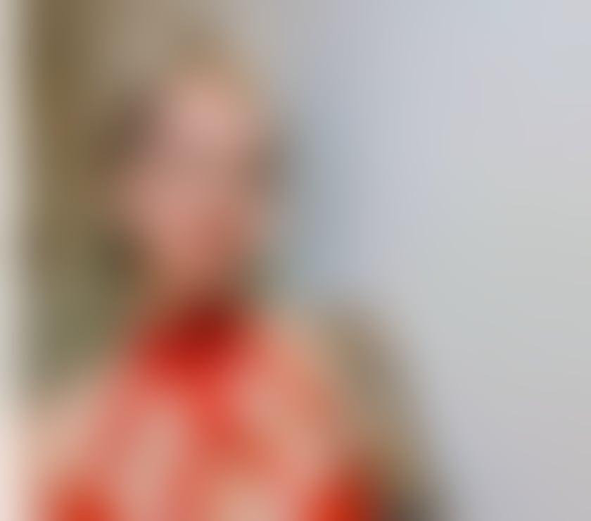 Escorts Hertfordshire Dacorum - Photos for Relaxing and Revitalising Massage by English Sadie!