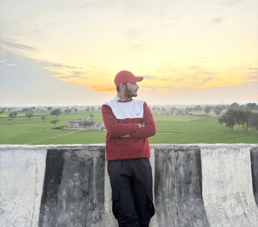  Gay massage East London Redbridge - Photos for Hey I'm Raj, Text me on WhatsApp