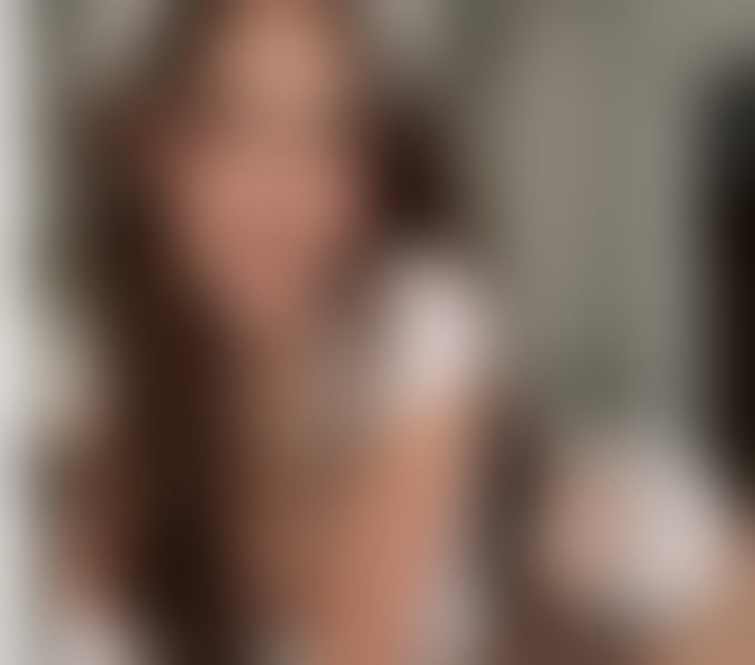 Jada – Thai TS Model Based in the UK