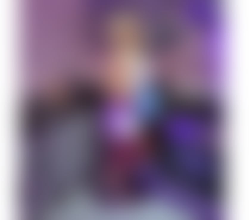 HOT MILF NEW IN TOWN SEXY BLONDIE