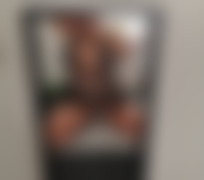 Escorts South Yorkshire Sheffield - Photos for Genuine relaxed GFE with a sensual, friendly British woman