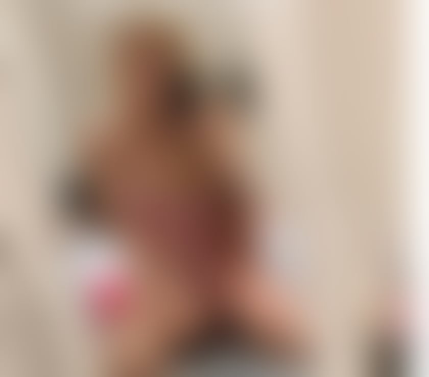 Escorts Essex Southend-on-Sea - Photos for Beautiful British bella